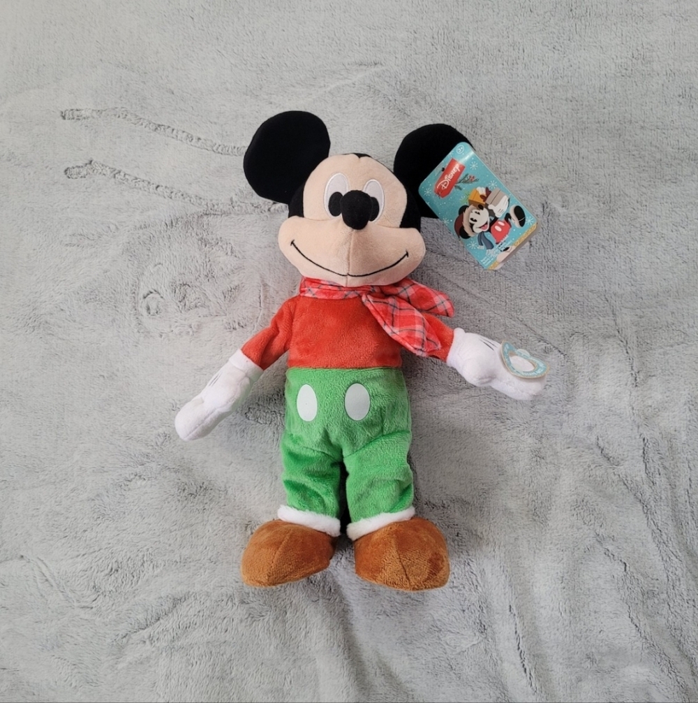 Disney Mickey Mouse Animated Holiday Dancing Plush To Jingle Bells Song NEW